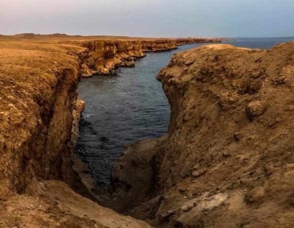 The cave Sunrise soma bay